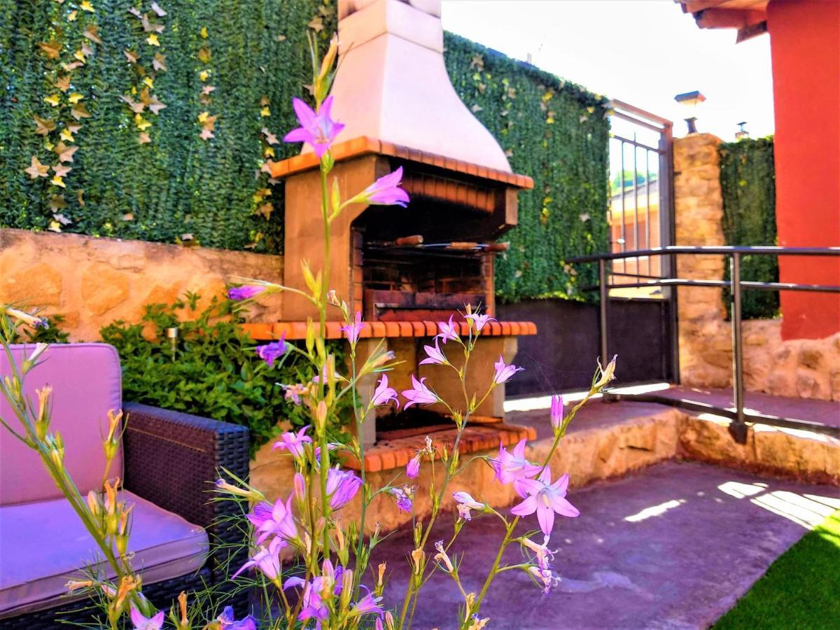 Casa Rural Madera Y Sal Salinas de Anana Exterior foto